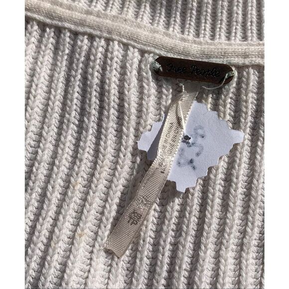 Free People Allure Pullover RIBBED ivory V NECK Sweater sz XS - Picture 3 of 7